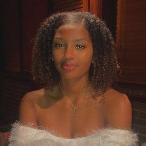 Meet your Posher, Kennedy